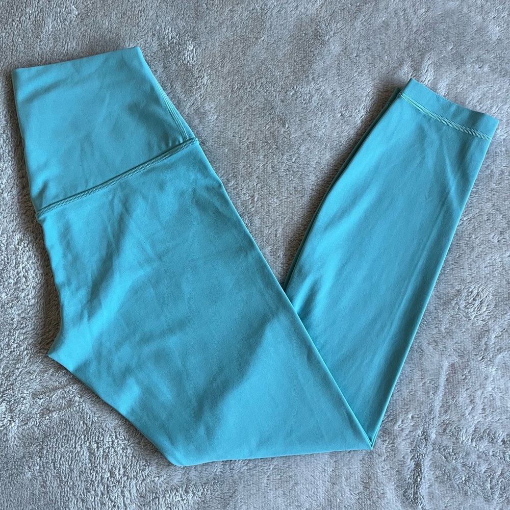 Lululemon Align High-Rise Leggings 25" size 6 in Tidal Teal